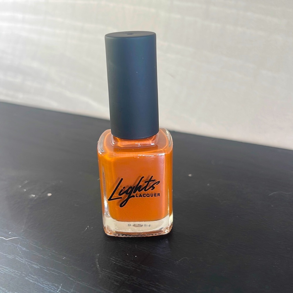 Lights Lacquer The Butler